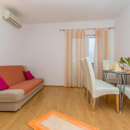 Grepo Sljeme Apartment Makarska